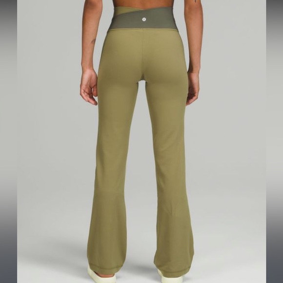 Lululemon Astro pants - Picture 4 of 6